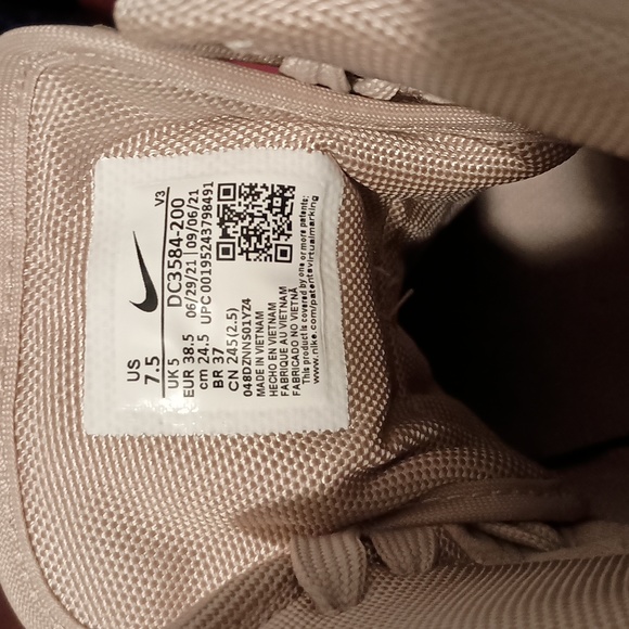 Womens Nike Air Force 1 Utility Fossil Stone 2.0 Trail Boot Snow Size 7.5 - Picture 2 of 9